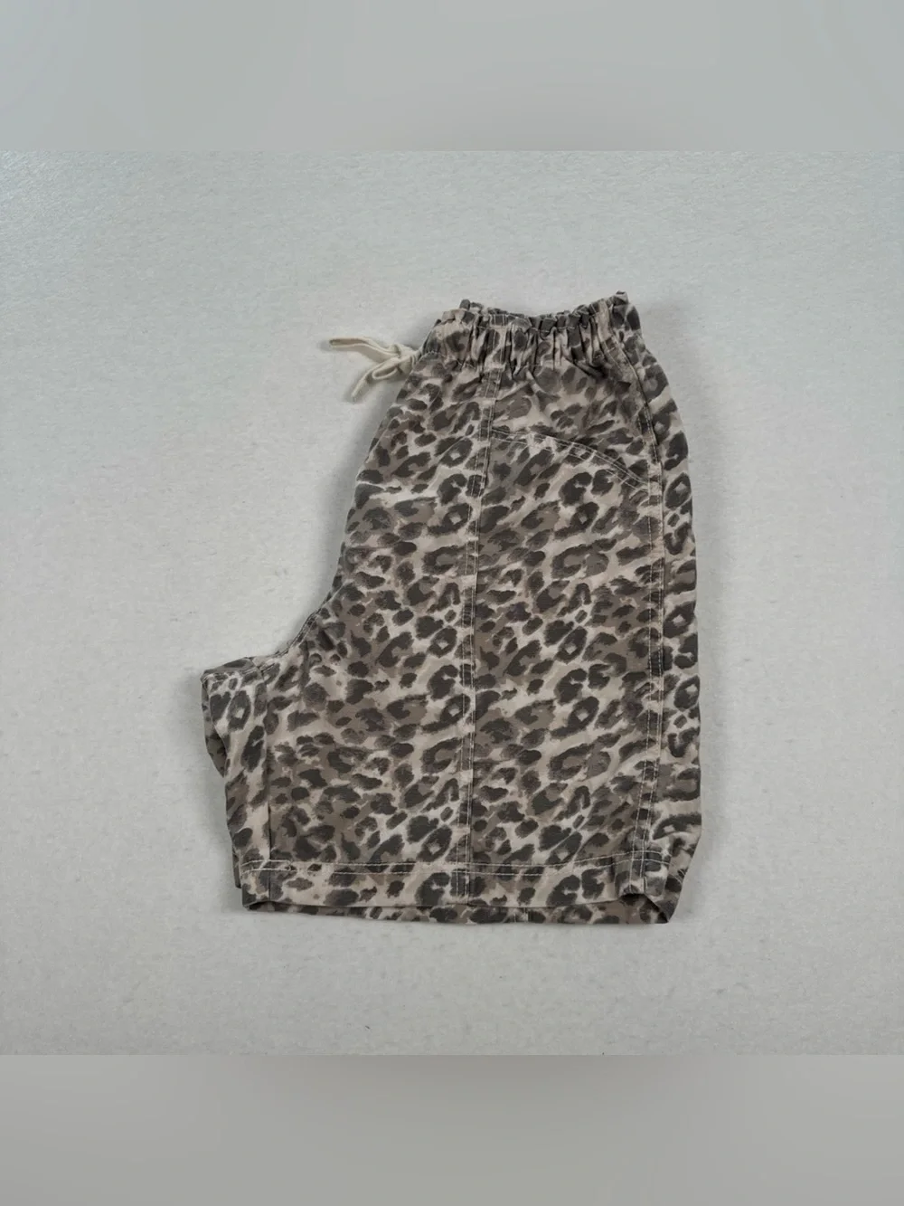Aerie Elastic Waist Drawstring Jorts Cake Batter Women M Leopard Pull On Shorts - Picture 9 of 9